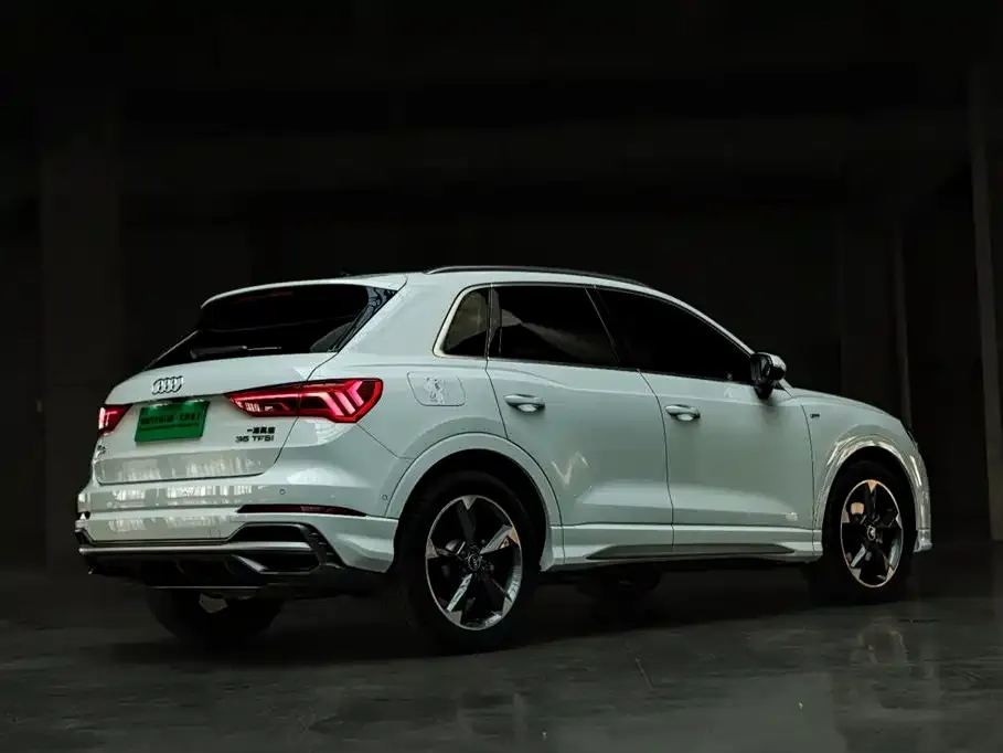Audi Q3 — фото 3