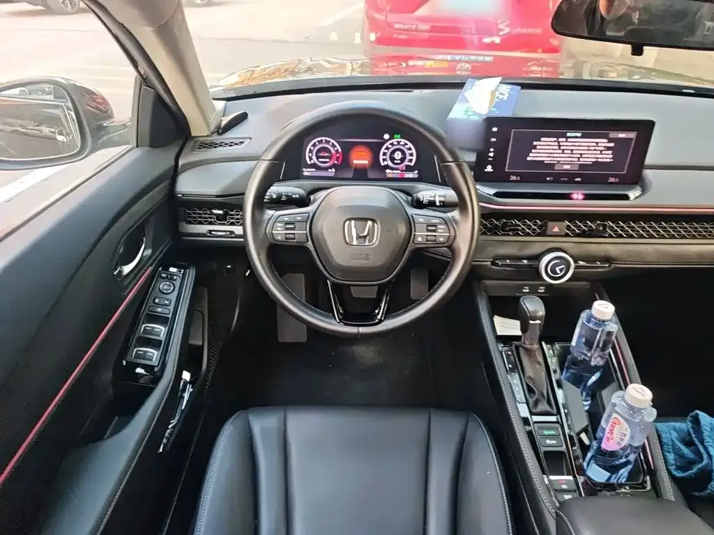 Honda Accord — фото 4