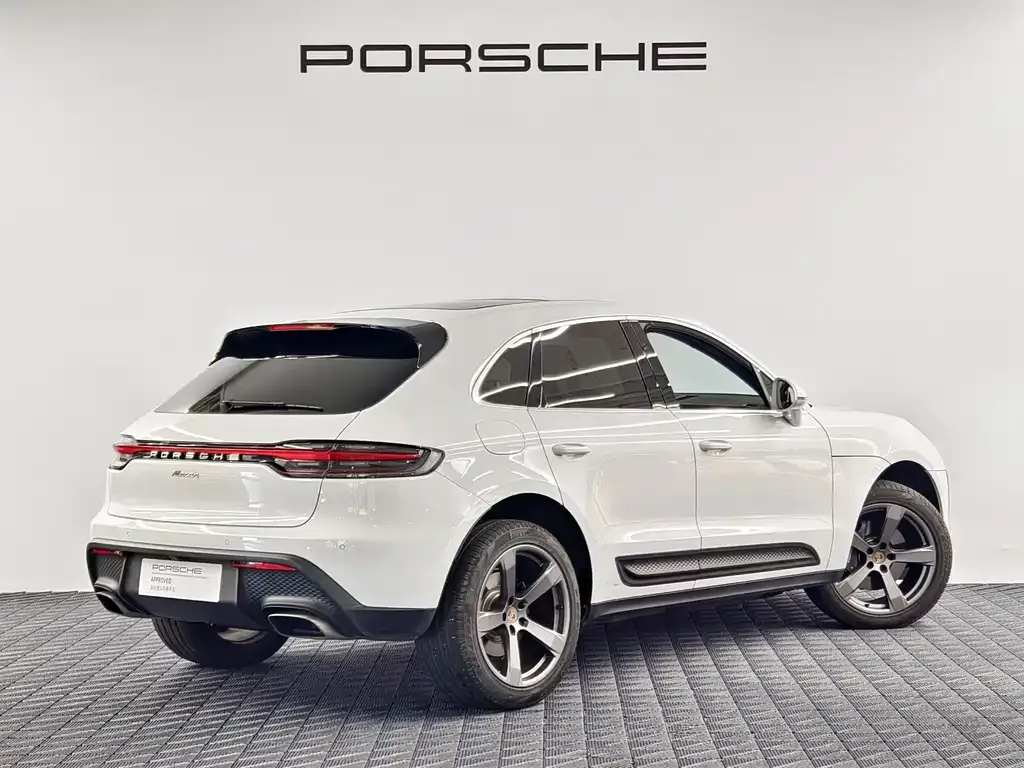 Porsche Macan — фото 8