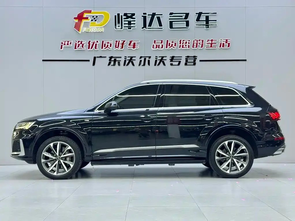 Audi Q7 — фото 3