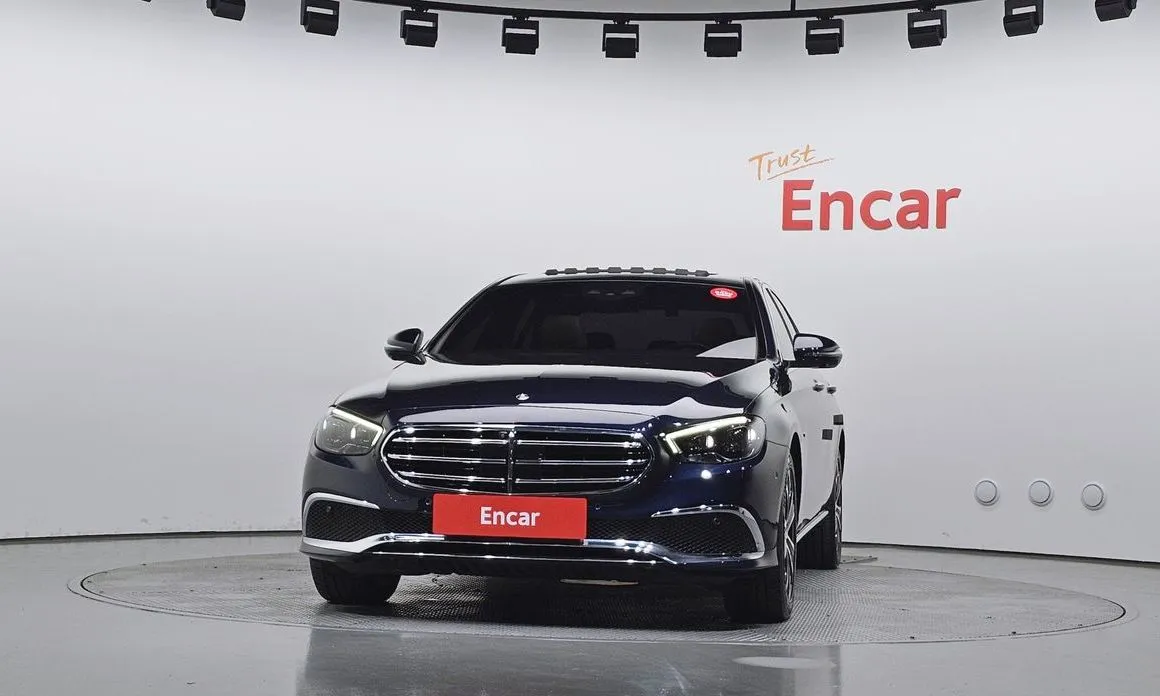 Mercedes-Benz E-Class — фото 10
