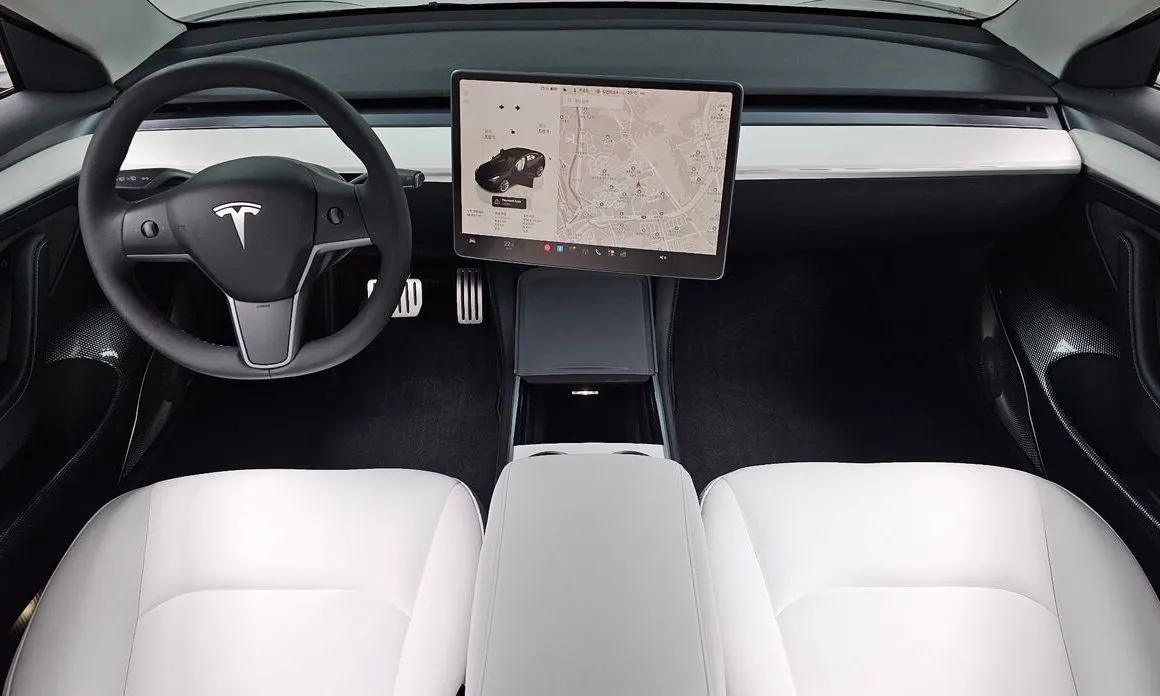 Tesla Model 3 — фото 6