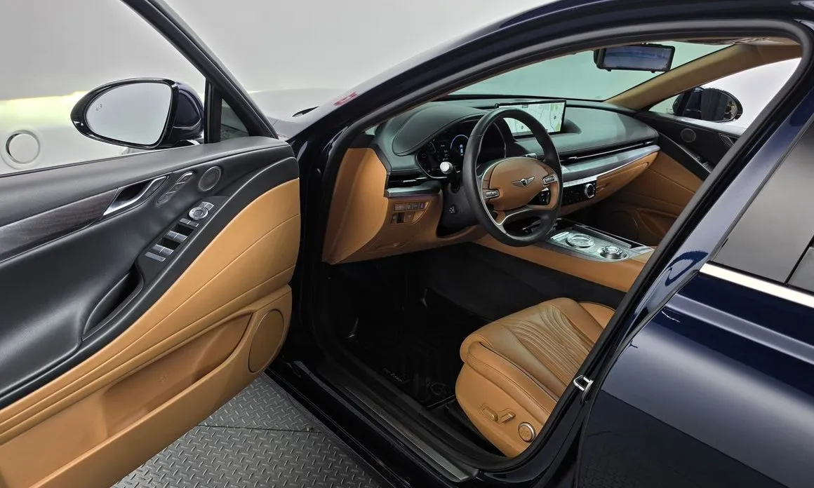 Genesis G80 — фото 9