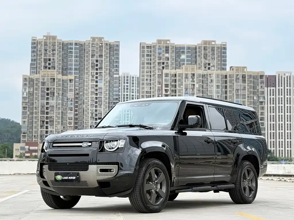 Land Rover Defender — фото 1