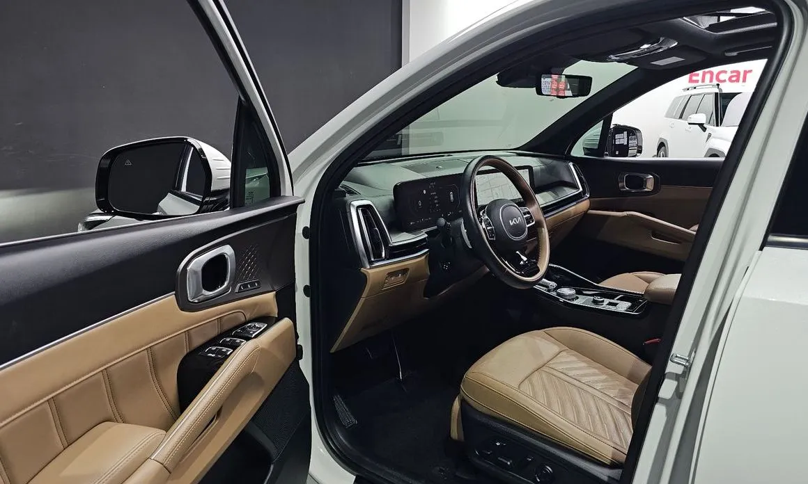 Kia Sorento — фото 7