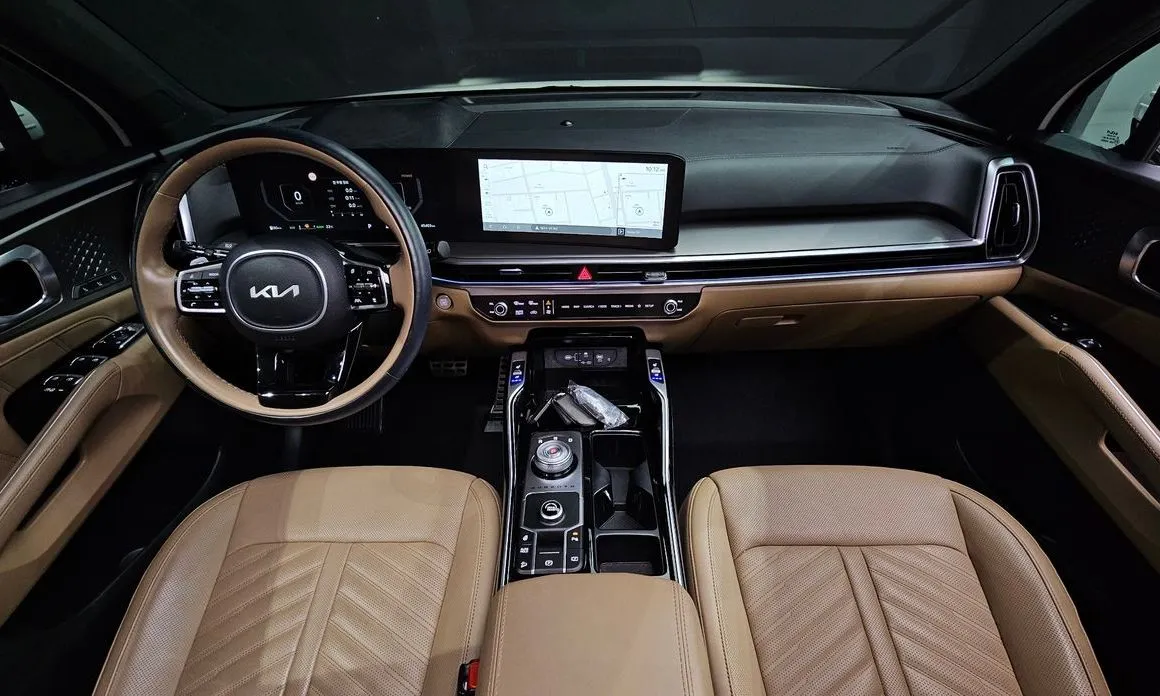 Kia Sorento — фото 10