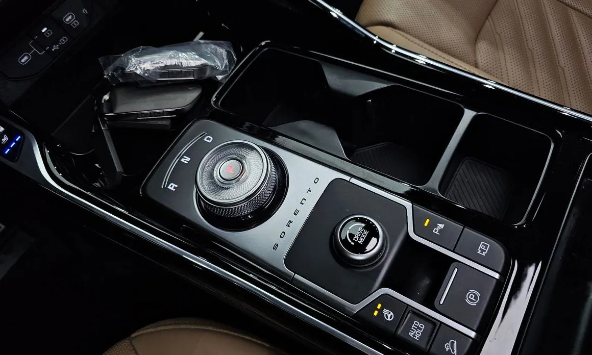 Kia Sorento — фото 4