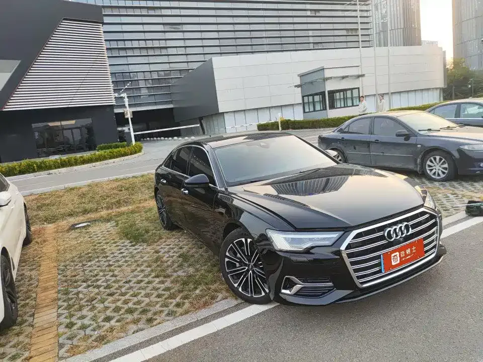 Audi A6L — фото 7
