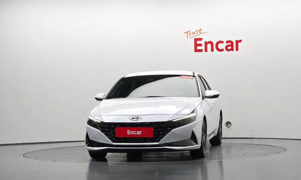 Hyundai AVANTE — фото 3