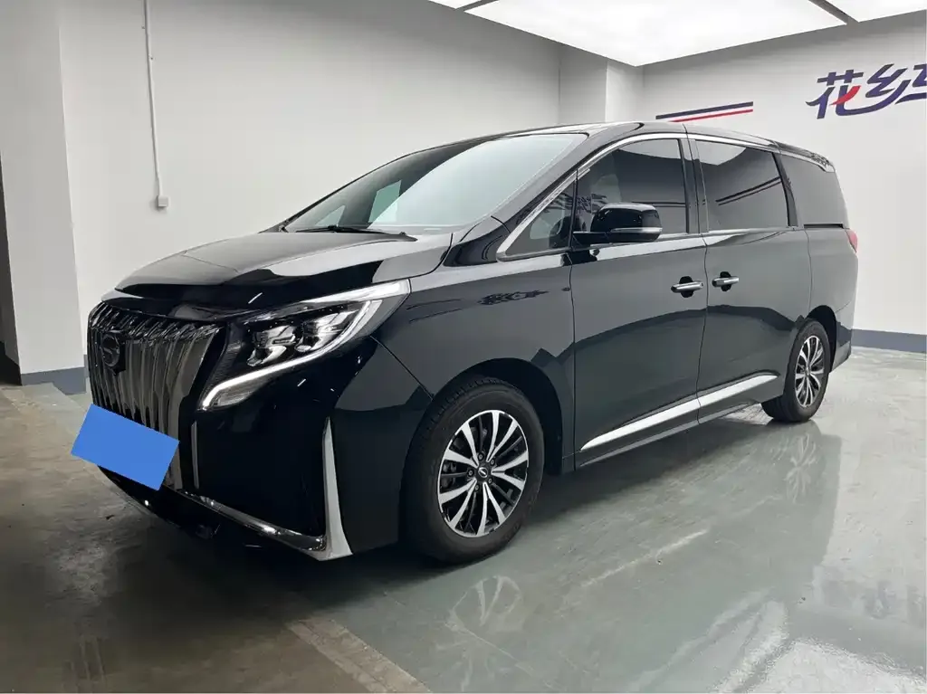 GAC Motor Trumpchi M8 — фото 1