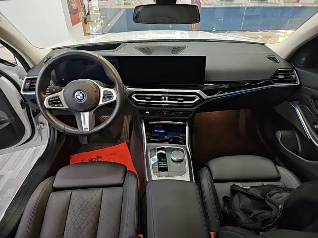 BMW i3 — фото 7