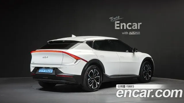 Kia EV6 — фото 3