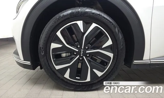 Kia EV6 — фото 9