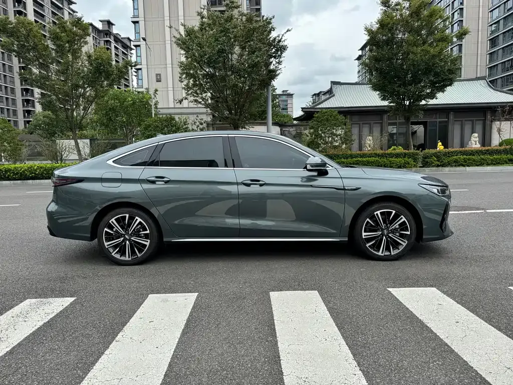 Chery Arrizo 8 PRO — фото 6