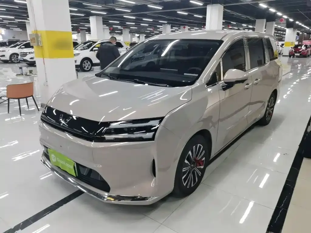 Wuling Xingguang 730 New Energy — фото 5