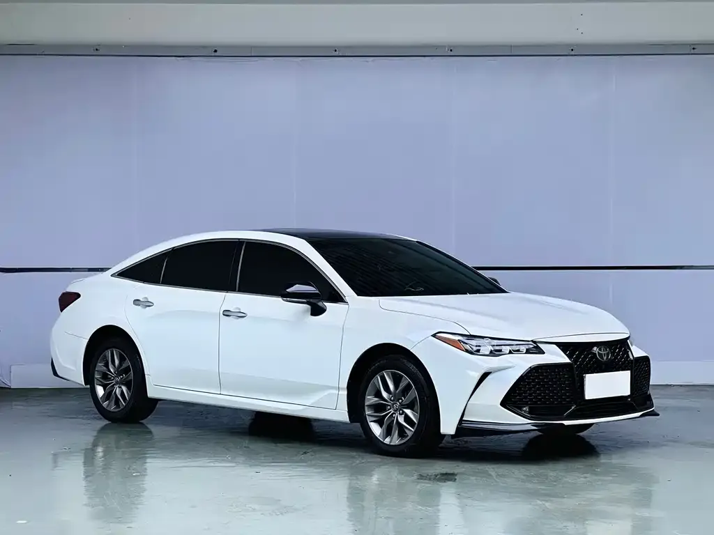Toyota Avalon — фото 2