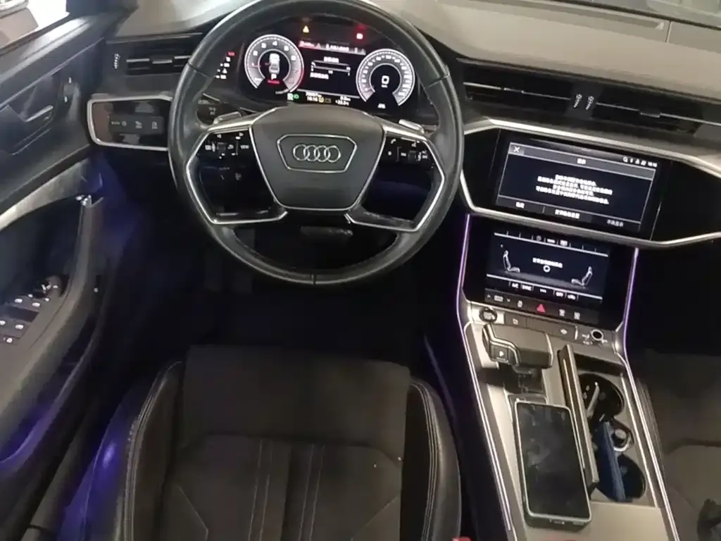 Audi A7L — фото 5