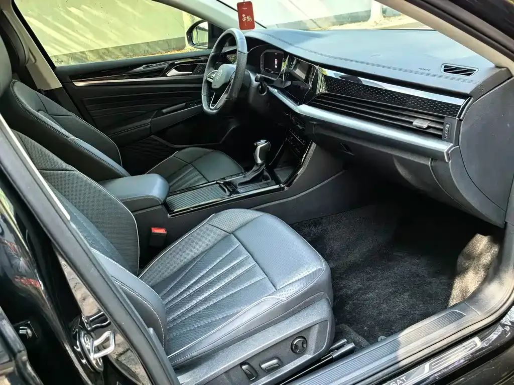 Volkswagen Passat — фото 5