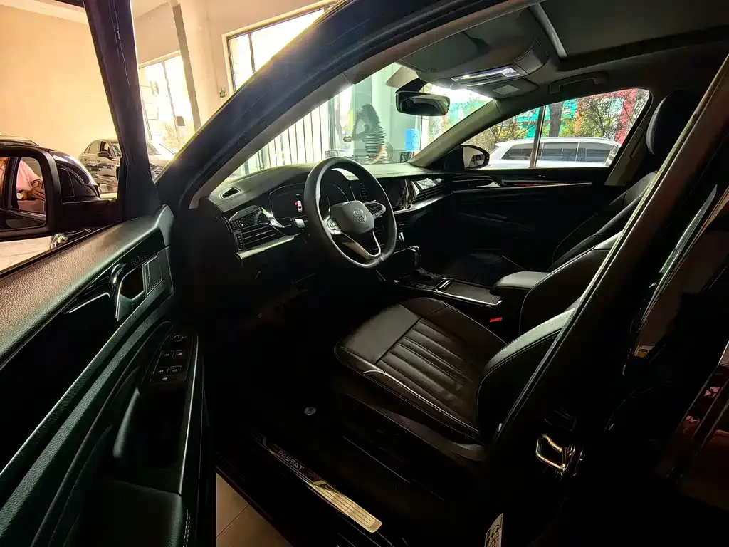 Volkswagen Passat — фото 3