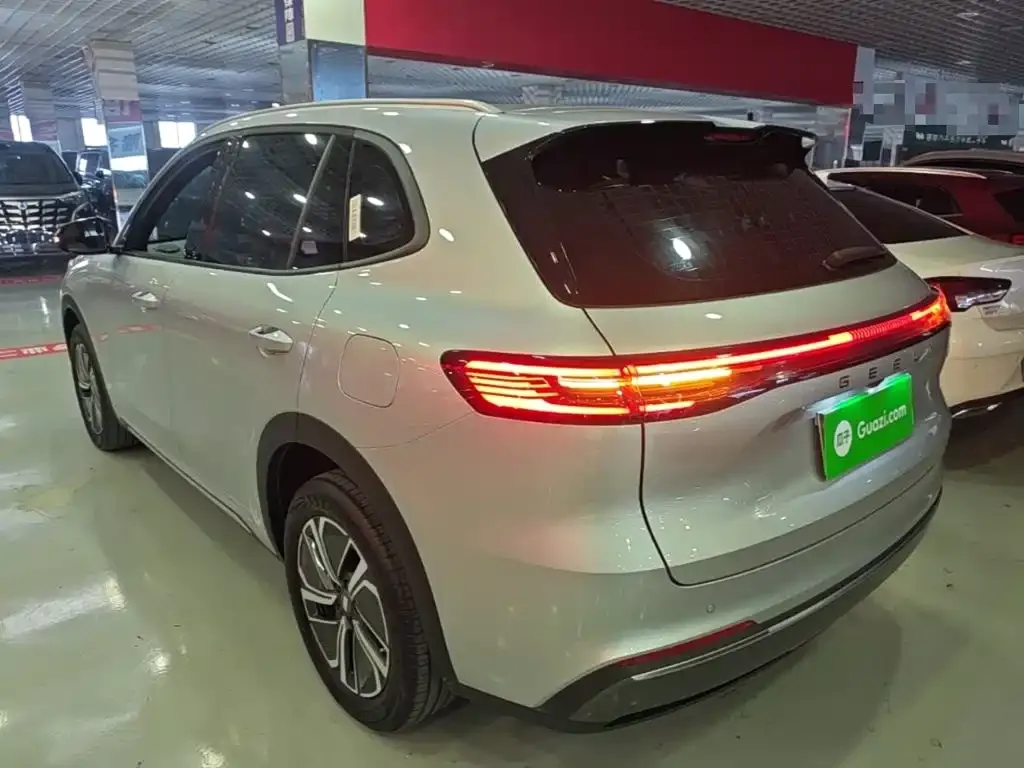 Geely Galaxy Xingjian 7 — фото 3