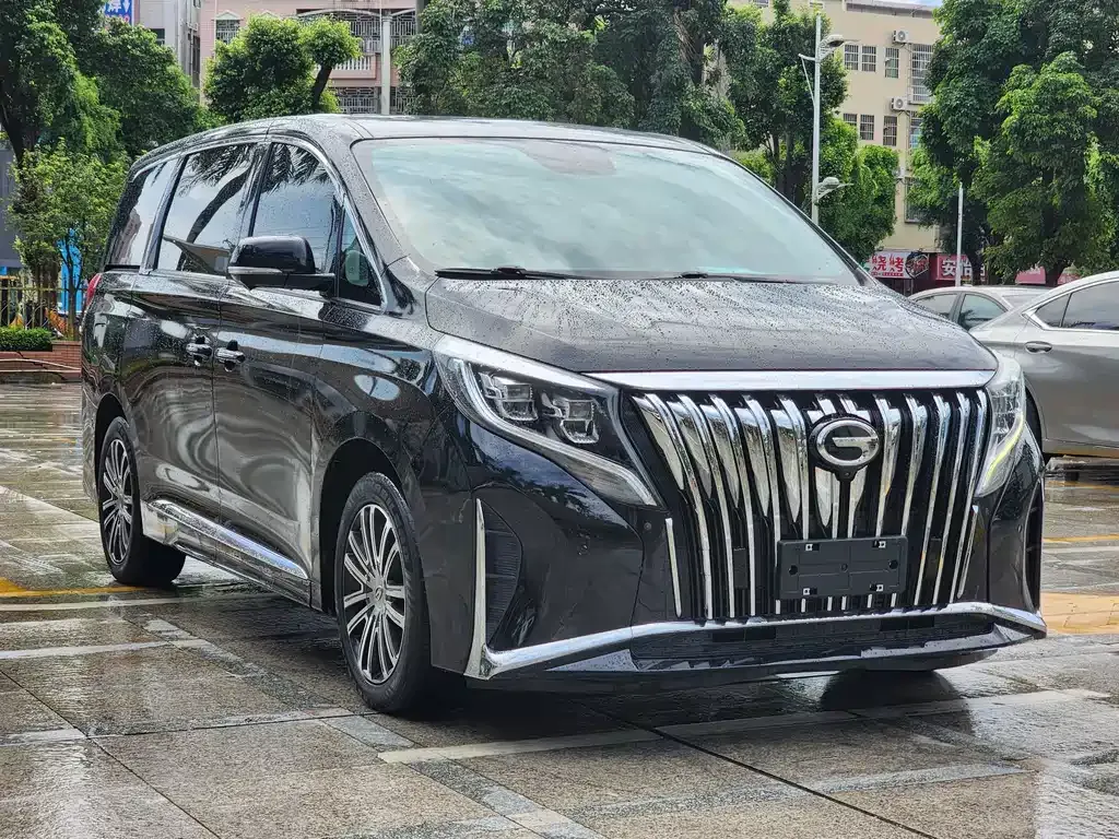 GAC Motor Trumpchi M8 — фото 9