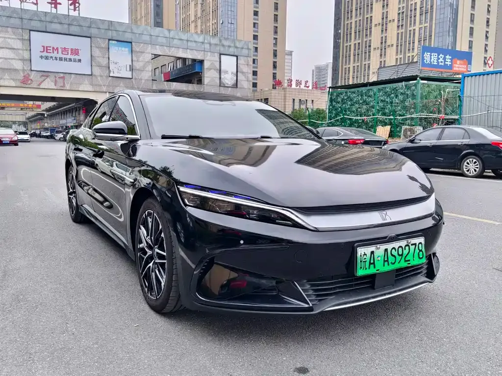 BYD Han — фото 10