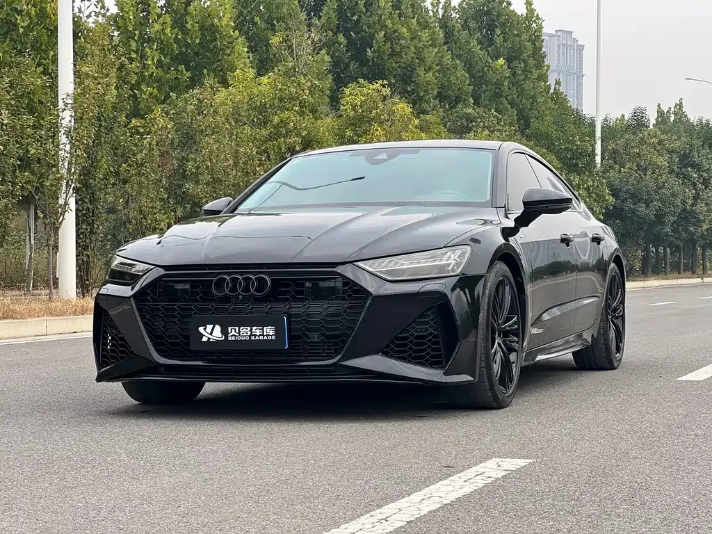 Audi A7 — фото 1