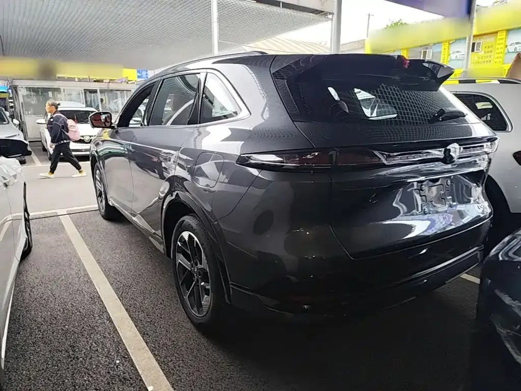 Changan CS75 PLUS — фото 3
