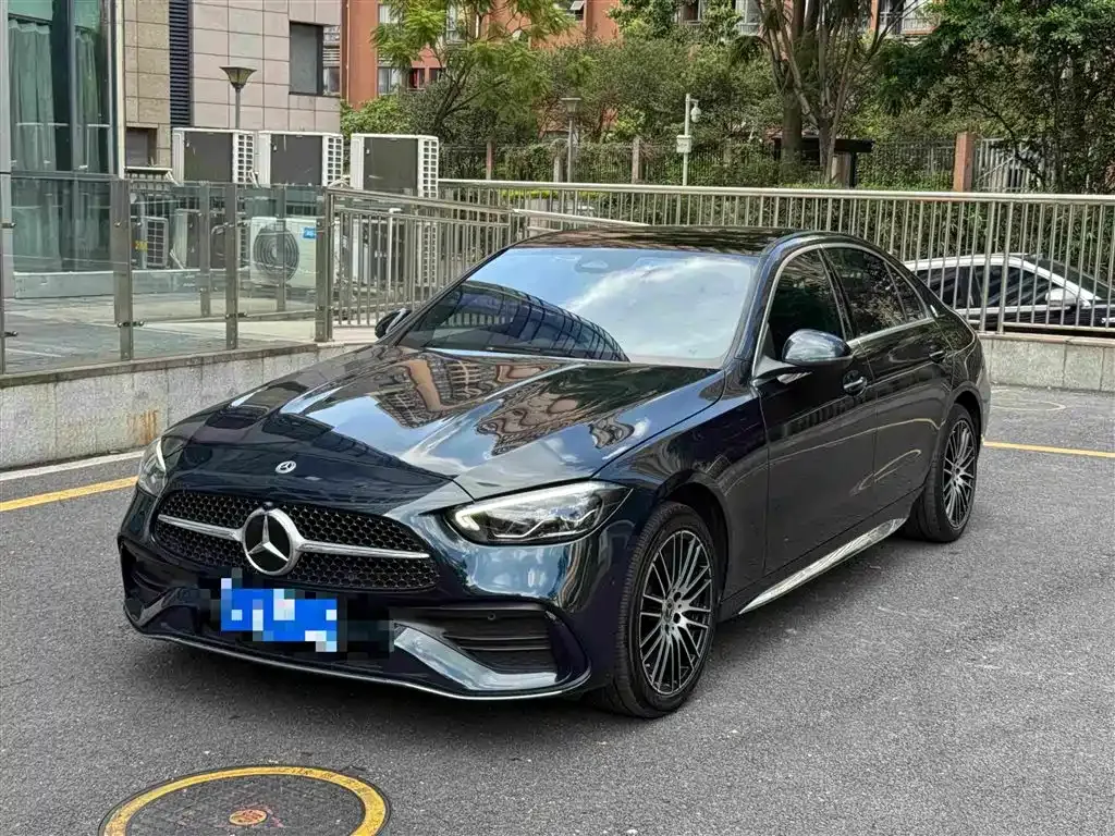 Mercedes-Benz C-Class — фото 1