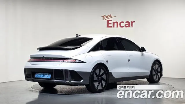 Hyundai Ioniq6 — фото 6