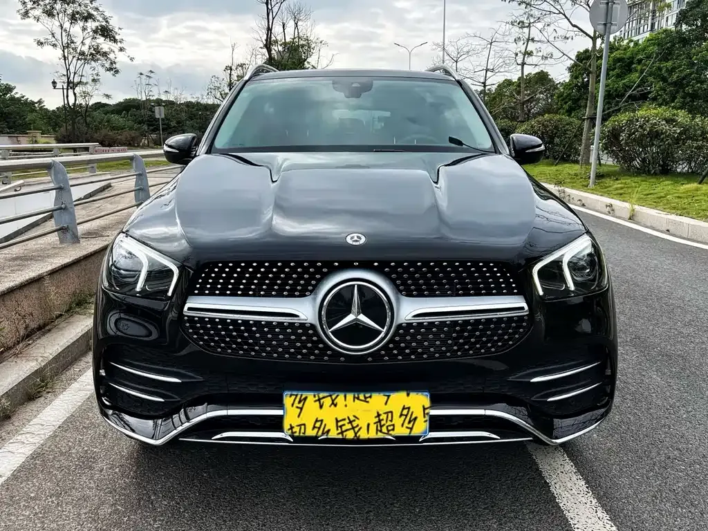 Mercedes-Benz GLE (Import) — фото 1