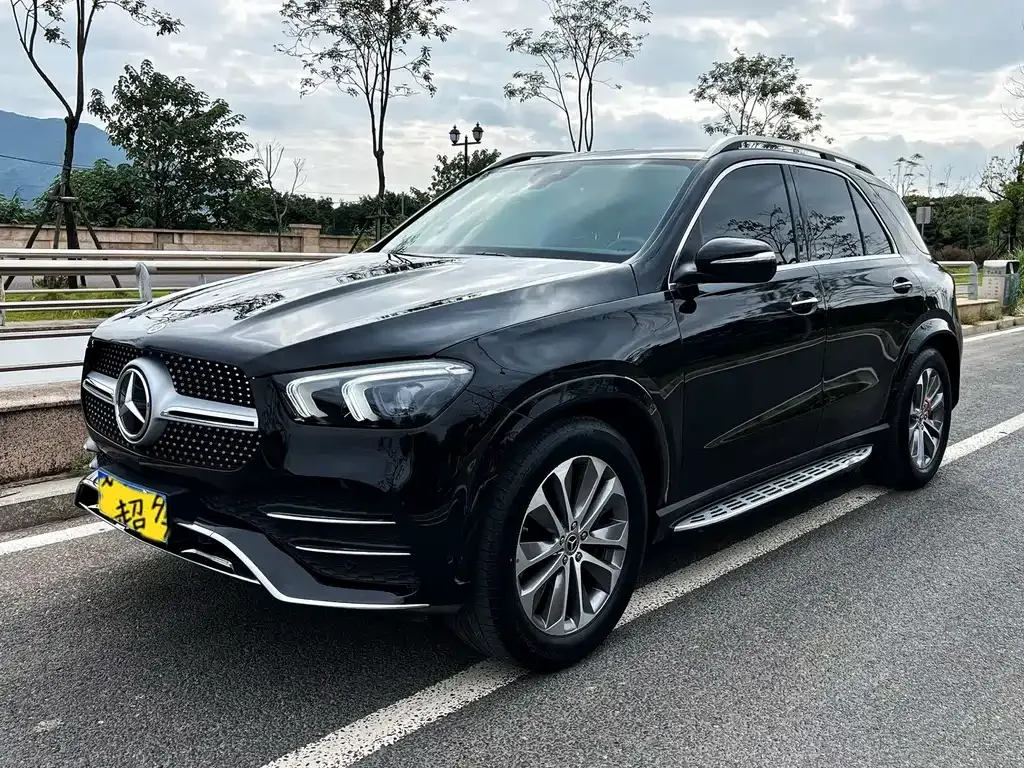Mercedes-Benz GLE (Import) — фото 9