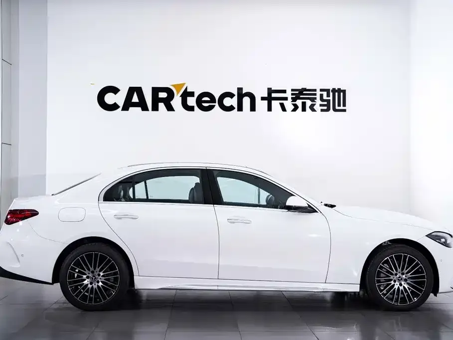 Mercedes-Benz C-Class — фото 10