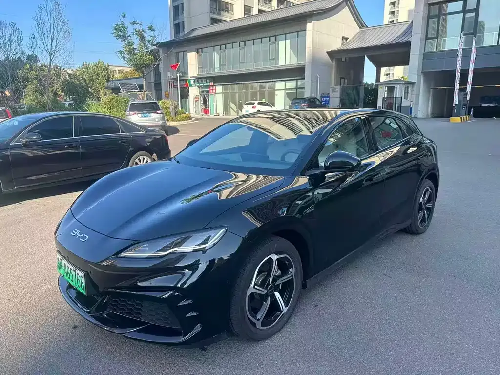 BYD Seal 06GT — фото 9