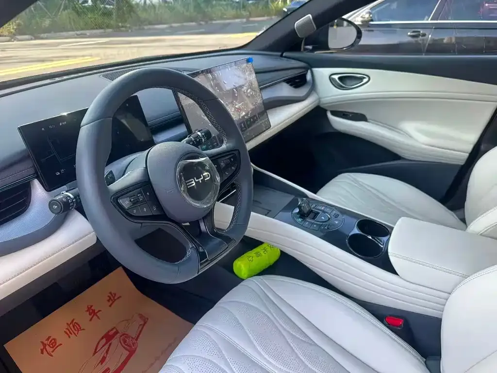 BYD Seal 06GT — фото 6