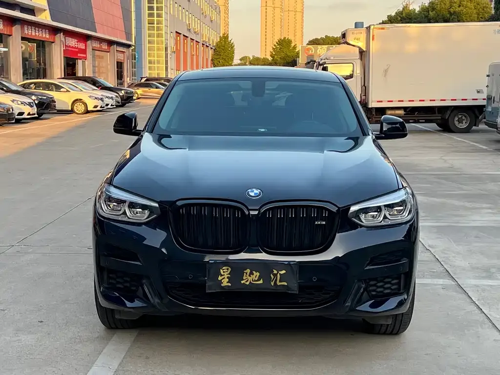 BMW X4 — фото 4