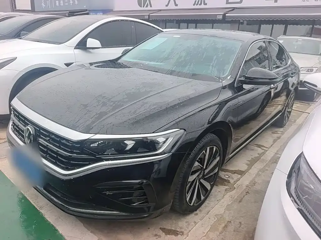 Volkswagen Passat — фото 1