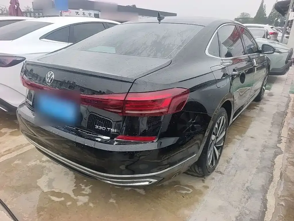 Volkswagen Passat — фото 3