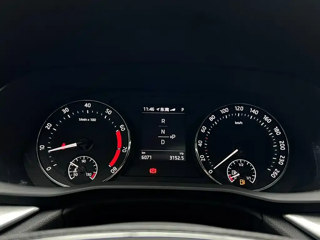 Skoda Octavia — фото 3