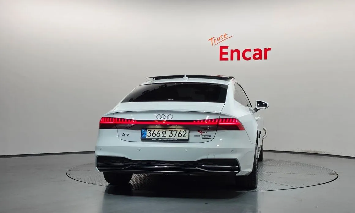 Audi A7 — фото 10