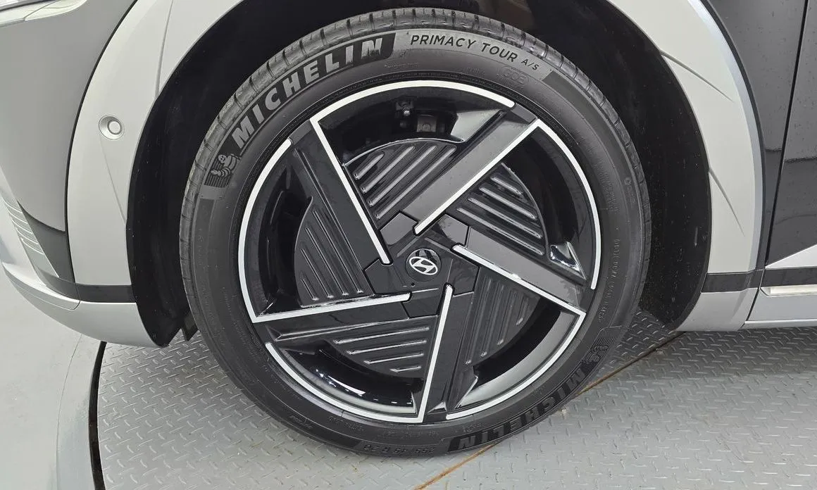 Hyundai Ioniq5 — фото 10