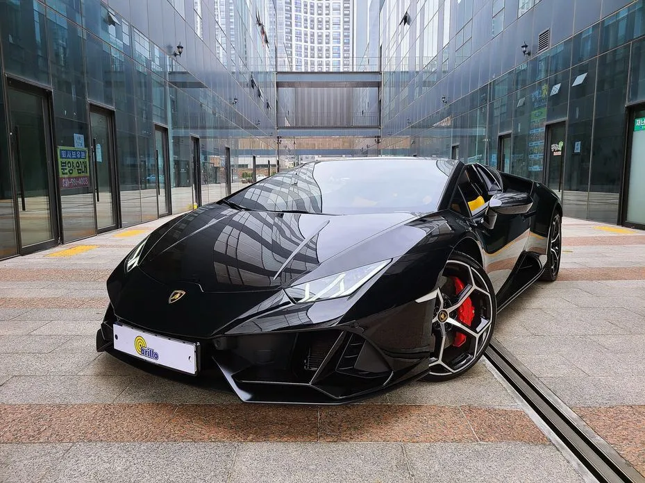 Lamborghini Huracan — фото 1