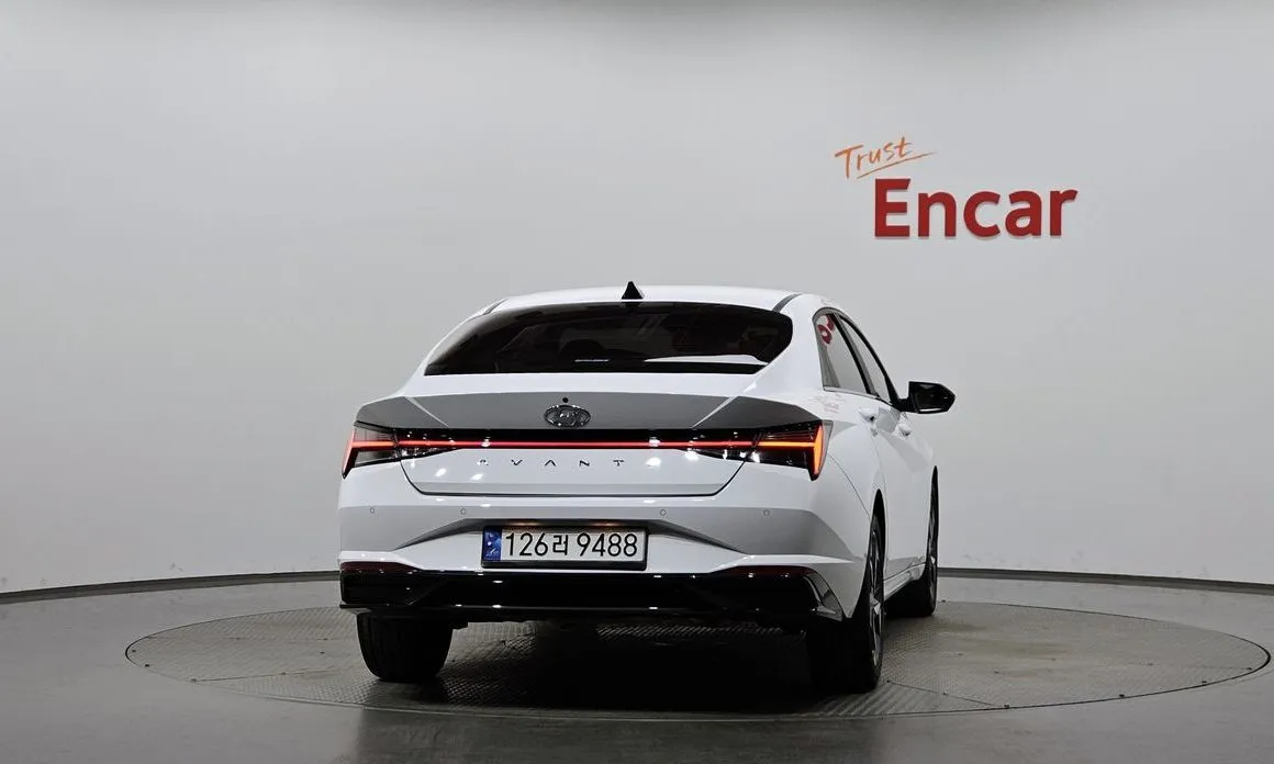 Hyundai AVANTE — фото 2