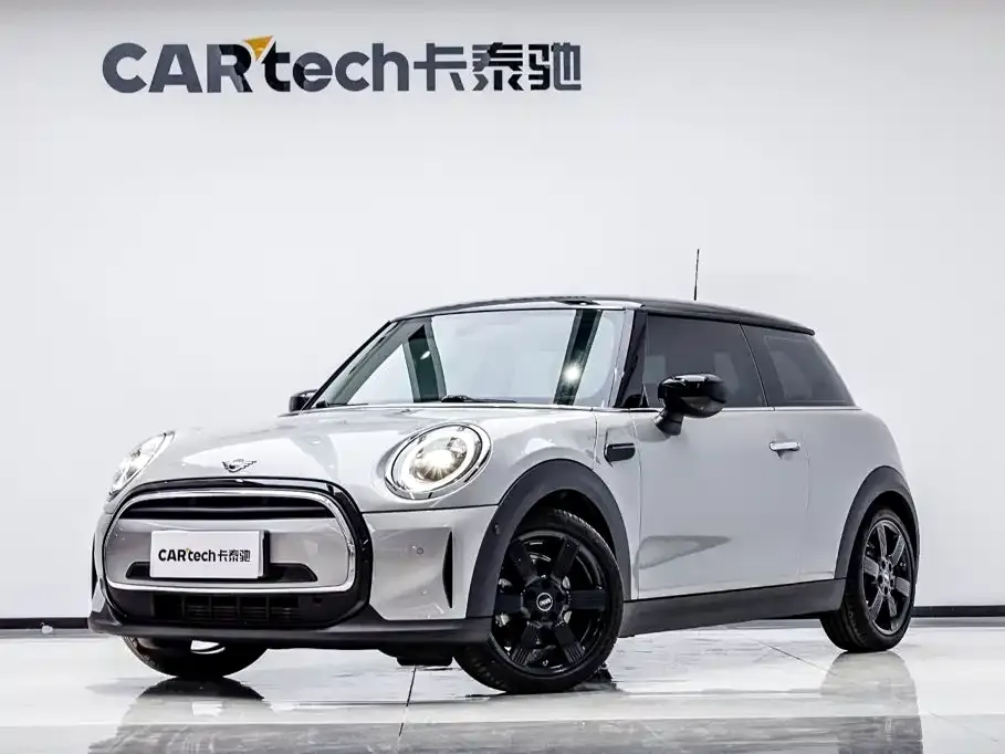 MINI Cooper (3-door) — фото 1