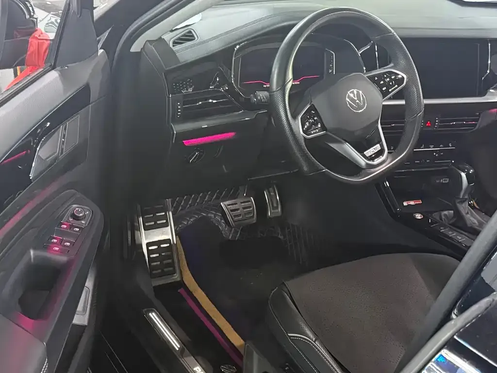 Volkswagen Passat — фото 9