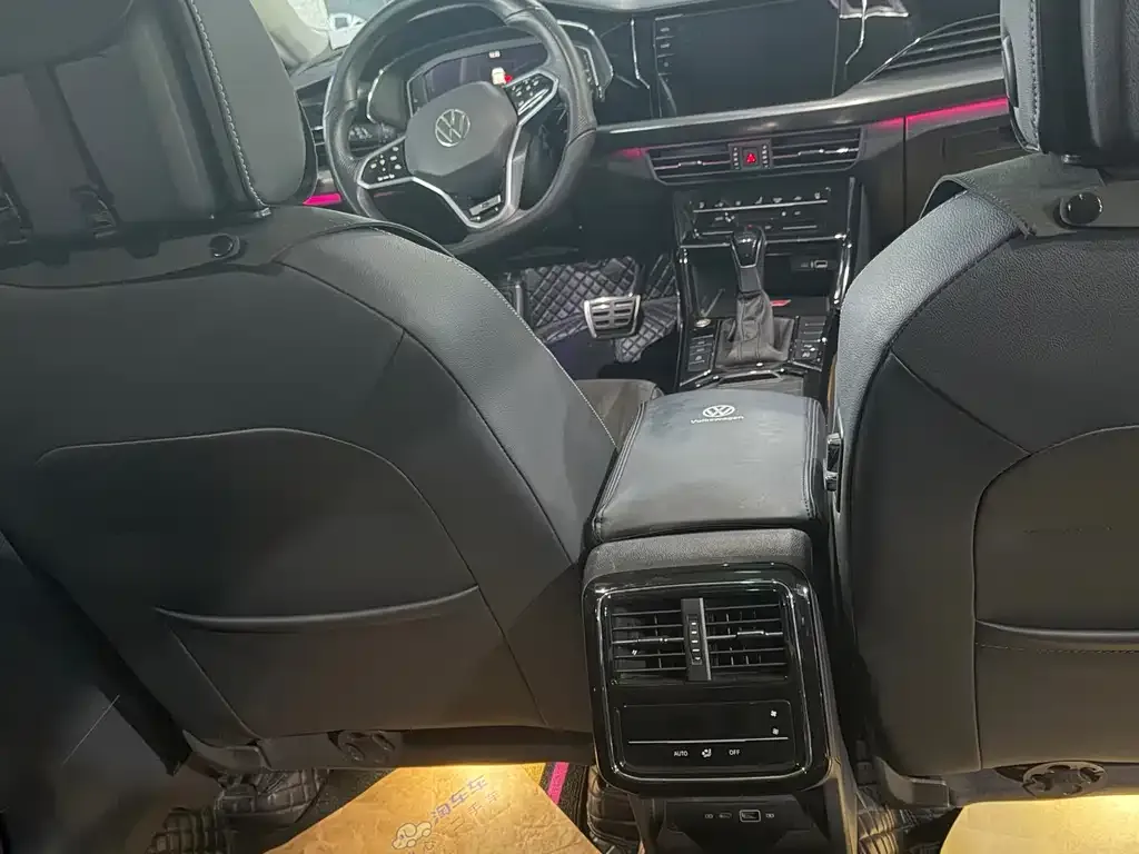 Volkswagen Passat — фото 2