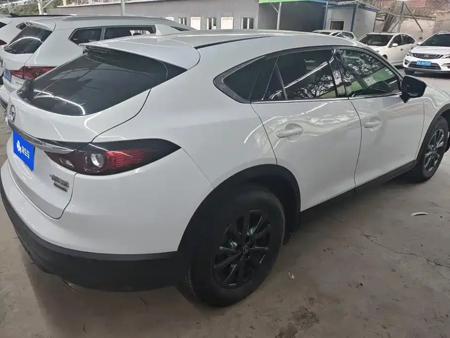 Mazda CX-4 — фото 10