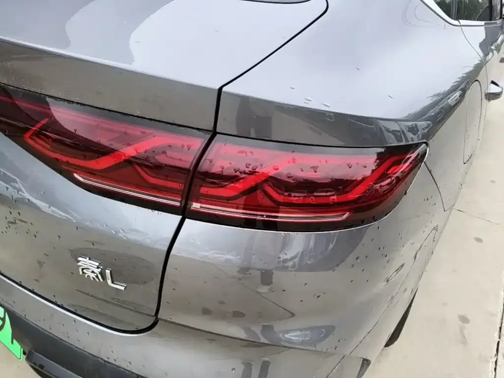 BYD Qin L — фото 2