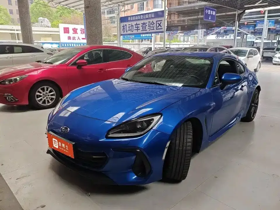 Subaru BRZ — фото 1