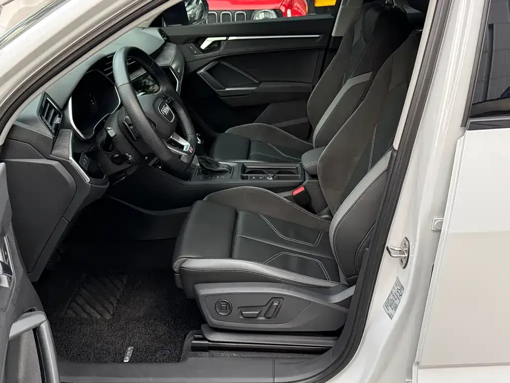 Audi Q3 Sportback — фото 2